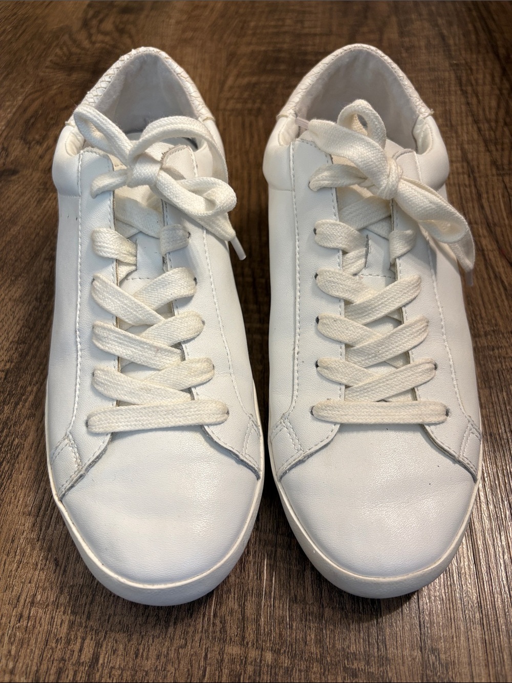 Banana Republic White Leather Low-Profile Lace-Up Sneakers